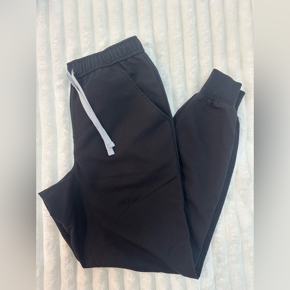 FIGS Tasen Black Jogger Pants